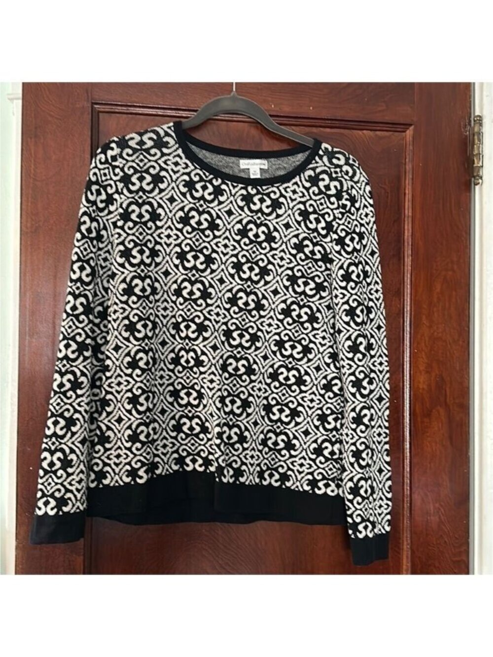 CROFT & Barrow womens sweater; size medium